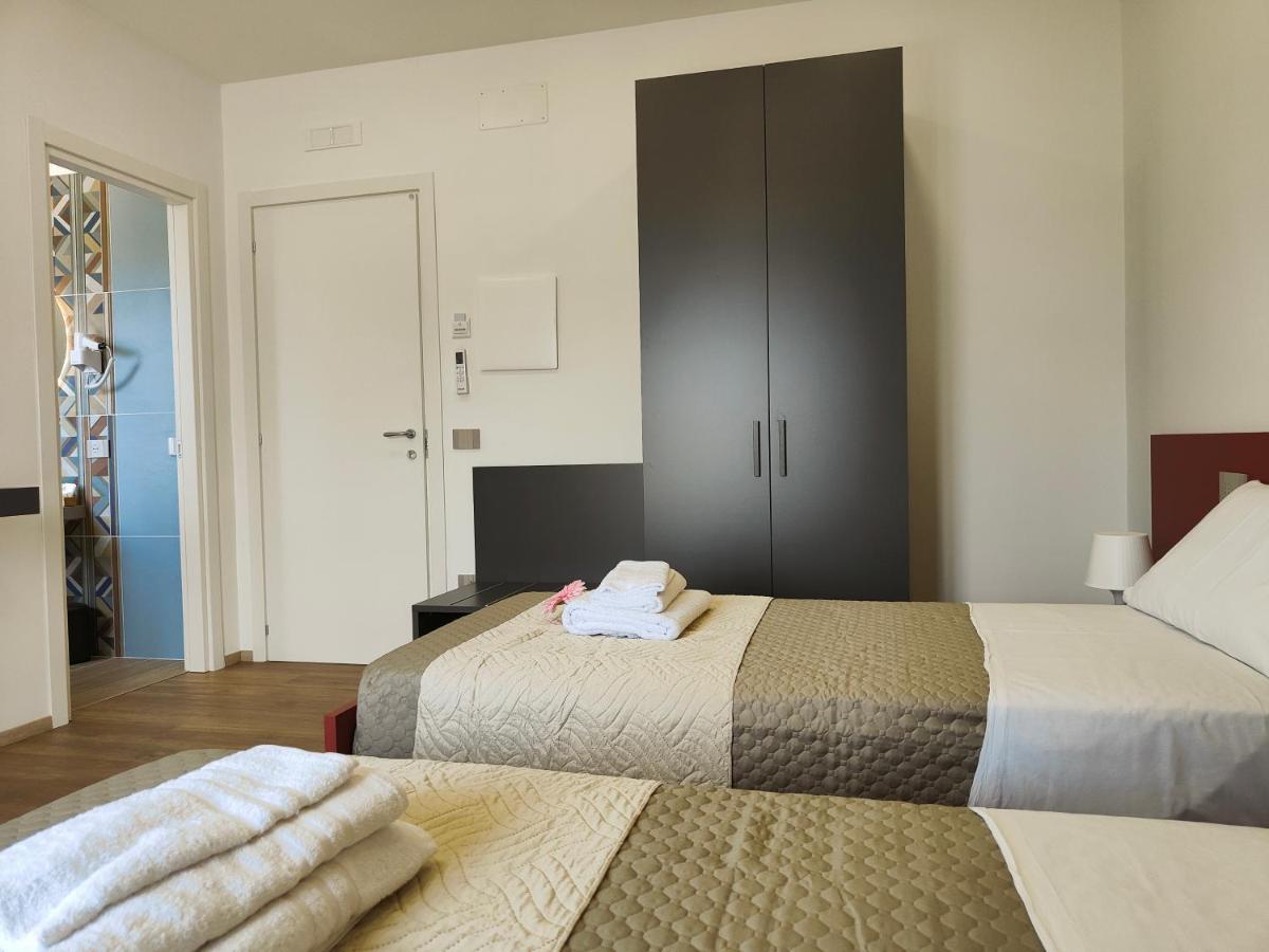 Rosa Rooms Помпей Екстериор снимка