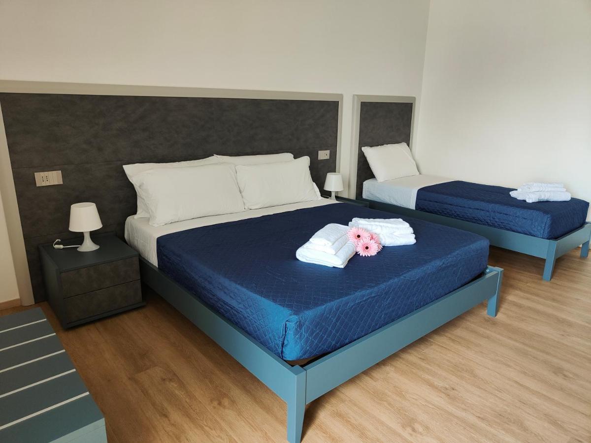 Rosa Rooms Помпей Екстериор снимка