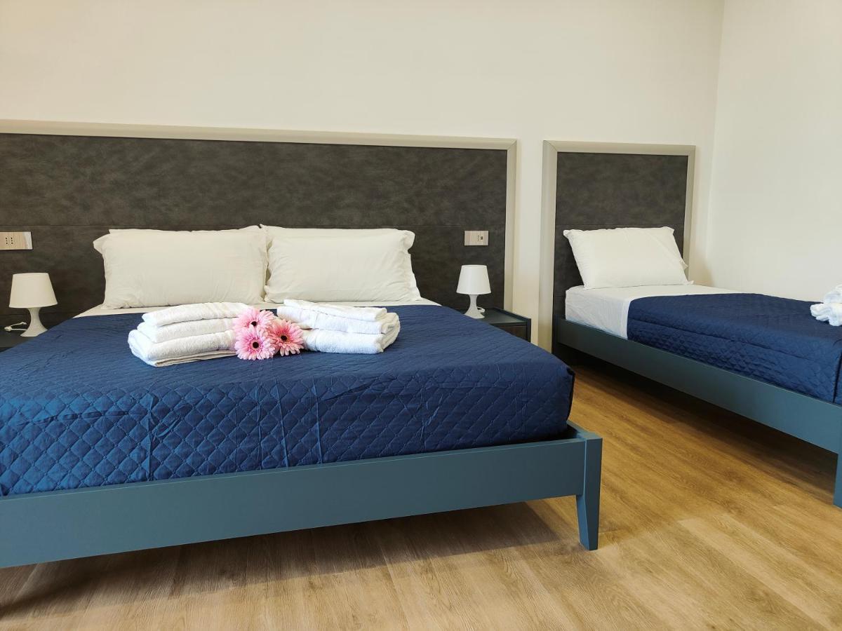 Rosa Rooms Помпей Екстериор снимка