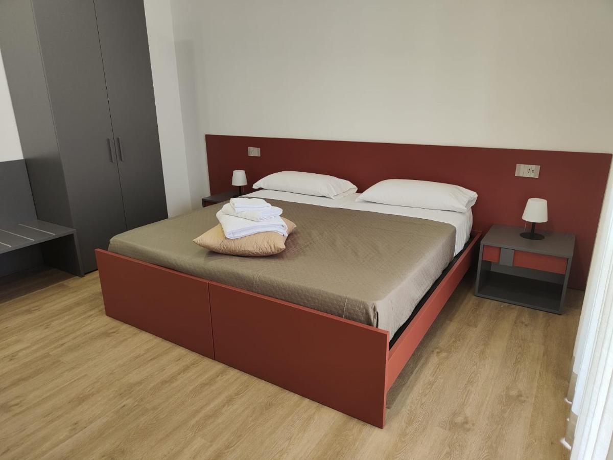 Rosa Rooms Помпей Екстериор снимка