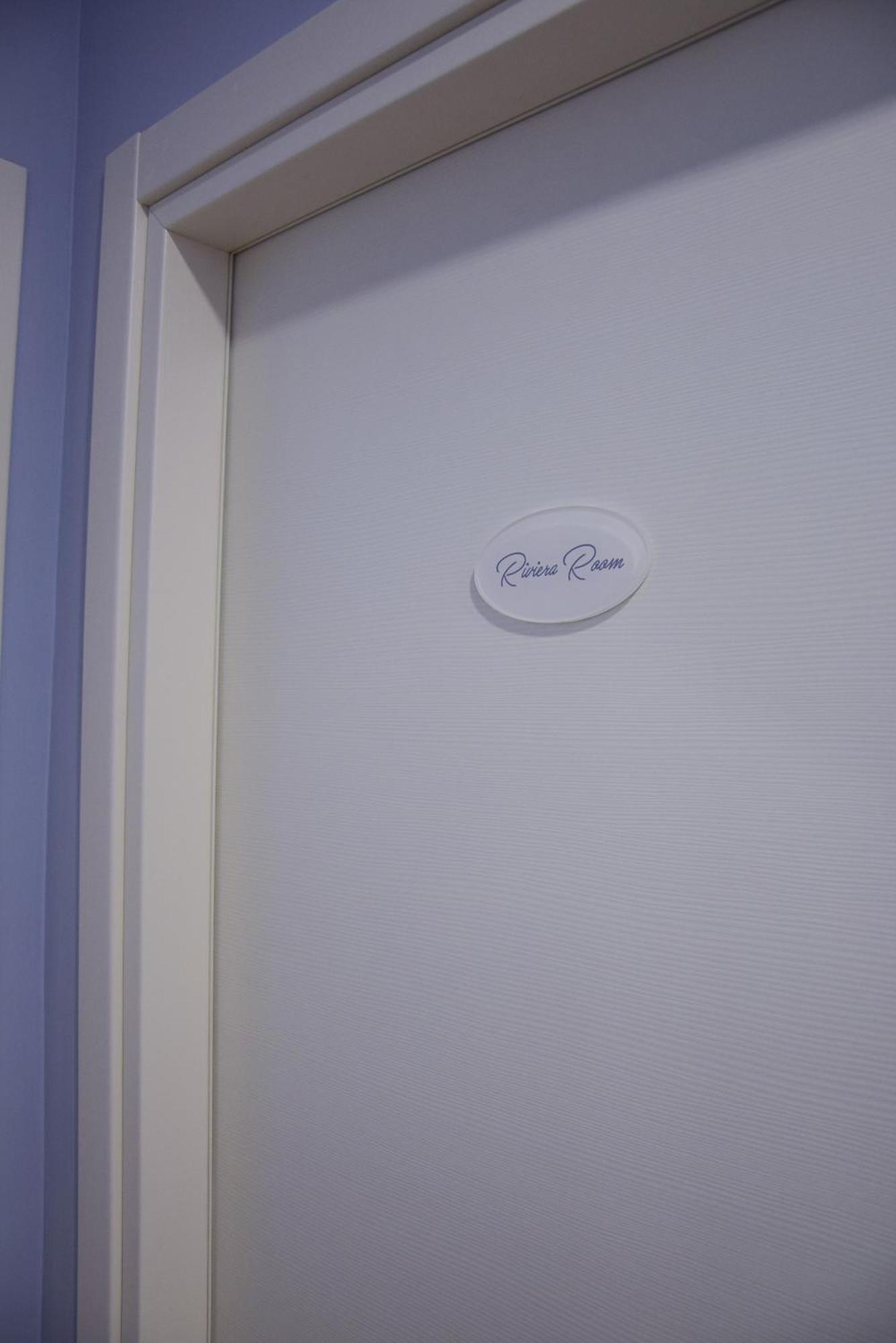 Rosa Rooms Помпей Екстериор снимка