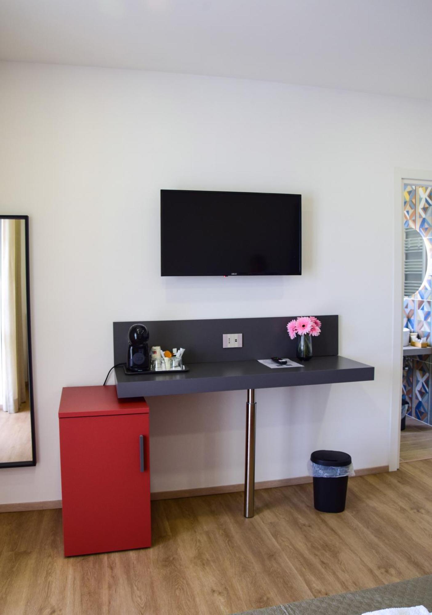 Rosa Rooms Помпей Екстериор снимка