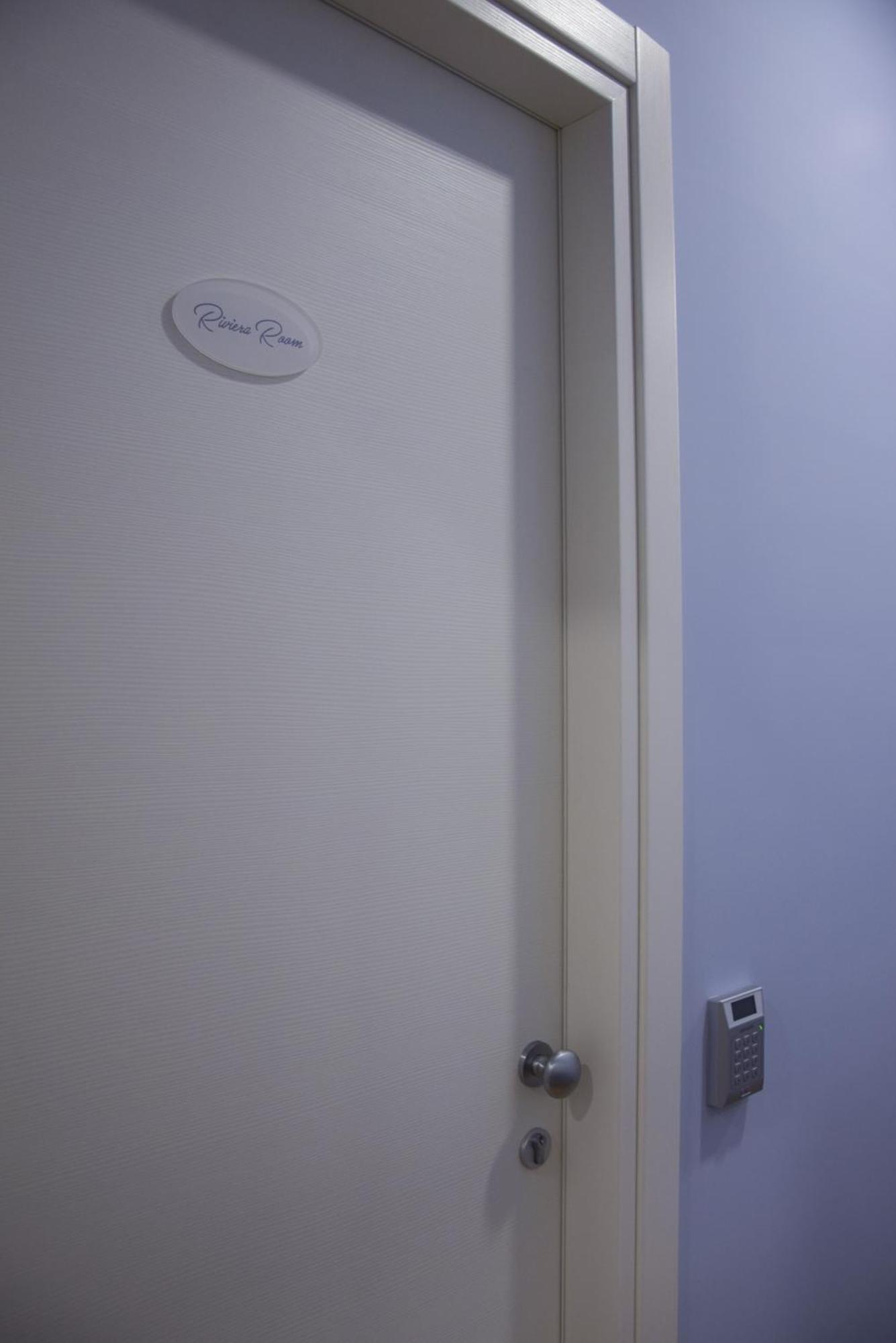 Rosa Rooms Помпей Екстериор снимка