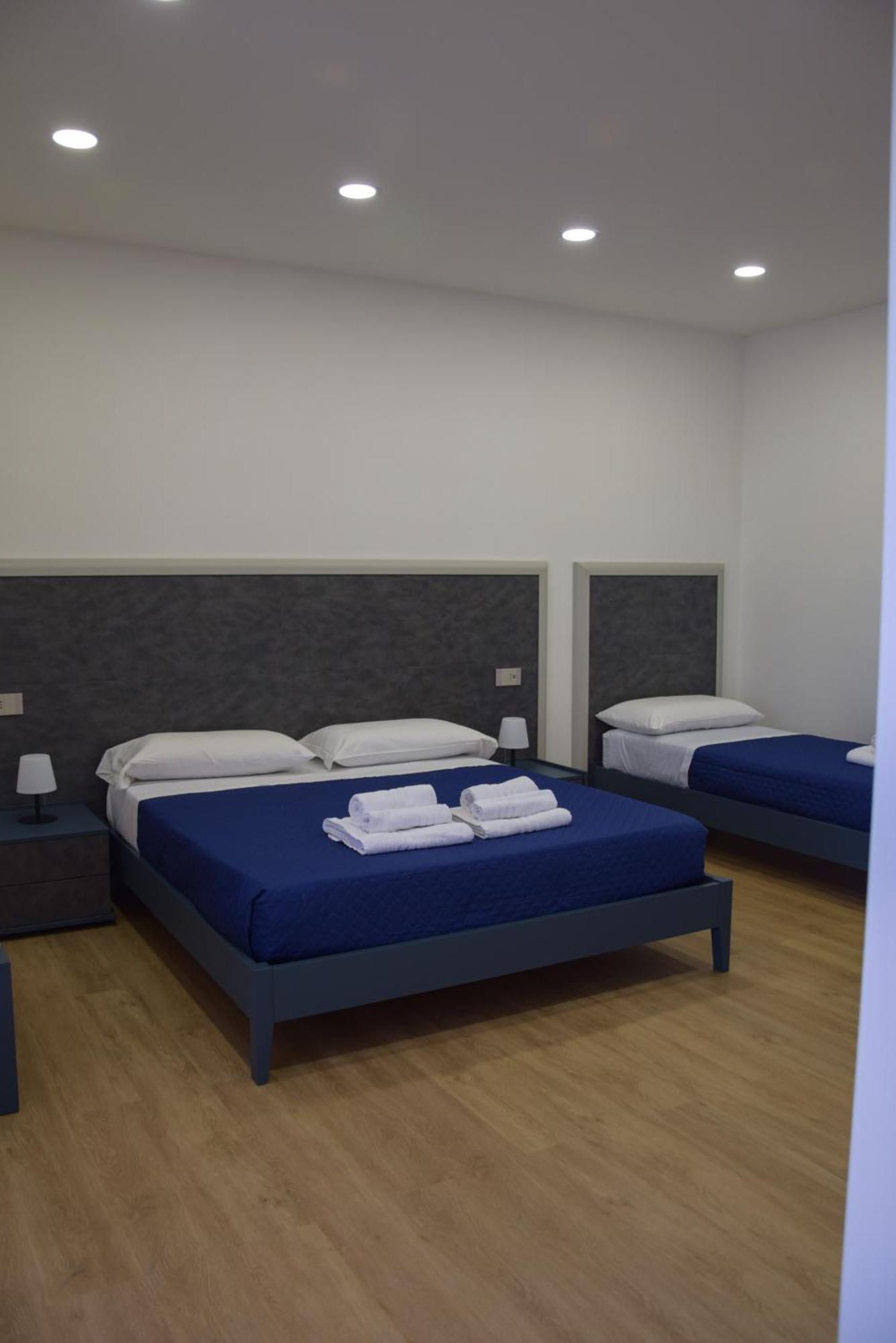 Rosa Rooms Помпей Екстериор снимка